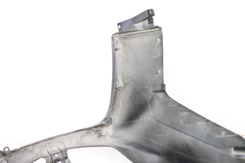 photo de FACCIATA ANTERIORE YAMAHA XMAX X-MAX 125 (2006 - 2009) - Focus sulla struttura