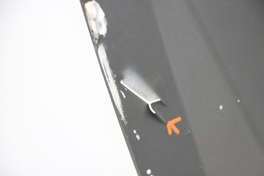 photo de SCUDO CARENA ANTERIORE YAMAHA X-MAX XMAX 125 (2010 - 2013) - Marcature e riferimenti originali