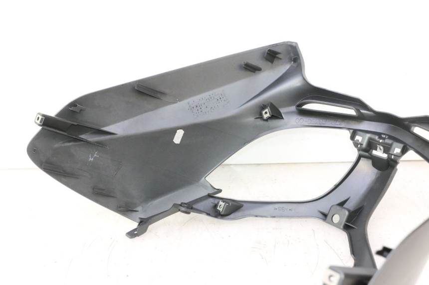 photo de SCUDO CARENA ANTERIORE YAMAHA X-MAX XMAX 125 (2010 - 2013) - Altra vista dell'articolo