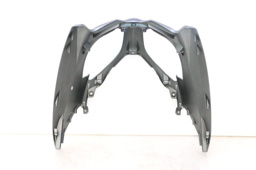 photo de SCUDO CARENA ANTERIORE YAMAHA X-MAX XMAX 125 (2010 - 2013) - Caratteristiche distintive