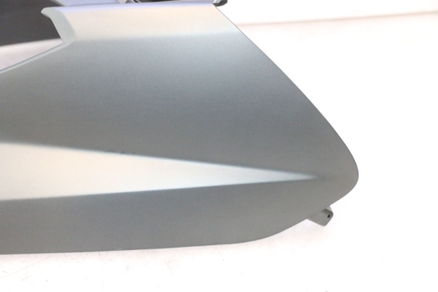 photo de SCUDO CARENA ANTERIORE YAMAHA X-MAX XMAX 125 (2010 - 2013) - Dettagli dei punti di fissaggio