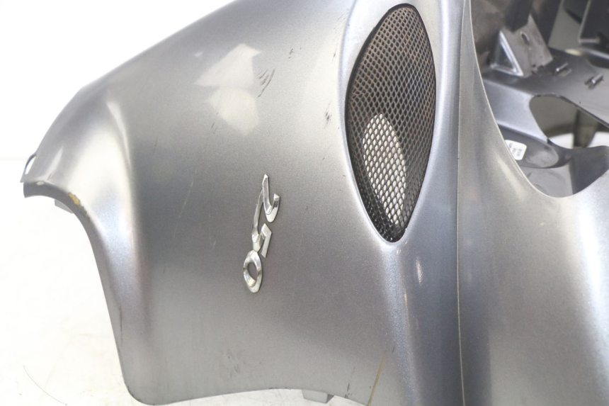 photo de FACCIATA ANTERIORE PIAGGIO X9 EVOLUTION 250 (2003 - 2007) - Primo piano ad alta risoluzione