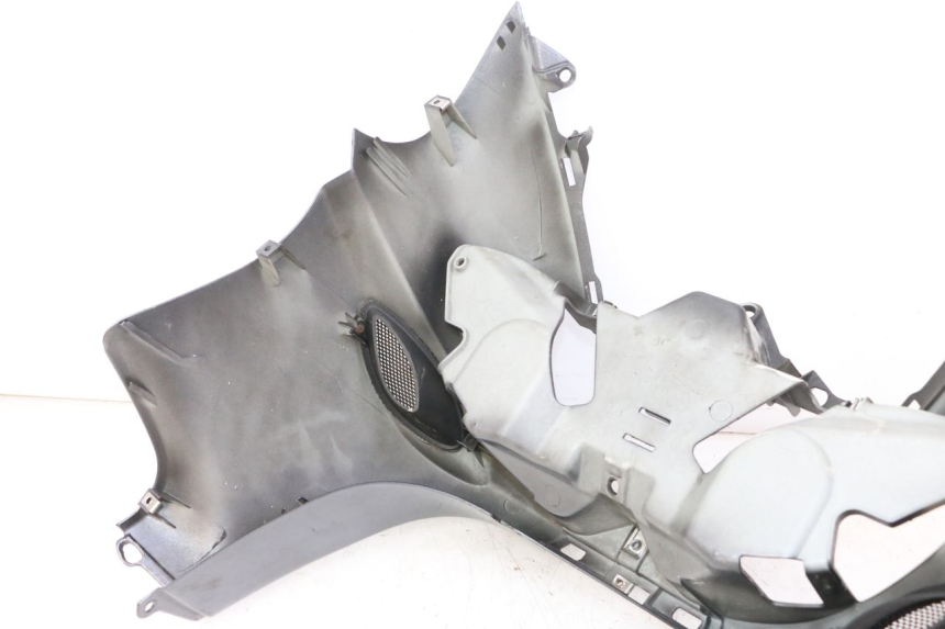 photo de FACCIATA ANTERIORE PIAGGIO X9 EVOLUTION 125 (2003 - 2007) - Zoom sullo stato d'uso