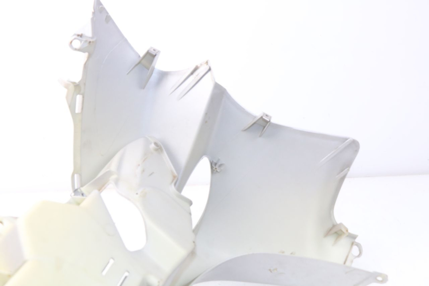 photo de FACCIATA ANTERIORE PIAGGIO X9 125 (2000 - 2003) - Primo piano tecnico