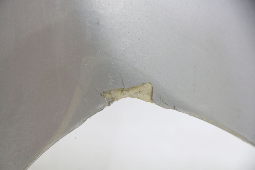 photo de FACCIATA ANTERIORE PIAGGIO X9 125 (2000 - 2003) - Dettagli dei punti di fissaggio