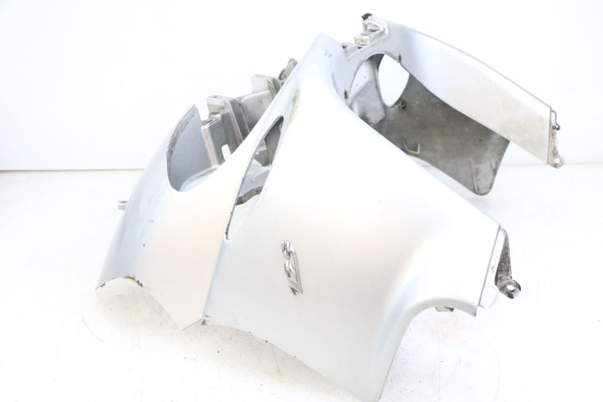 photo de FACCIATA ANTERIORE PIAGGIO X9 125 (2000 - 2003) - Zoom sui componenti