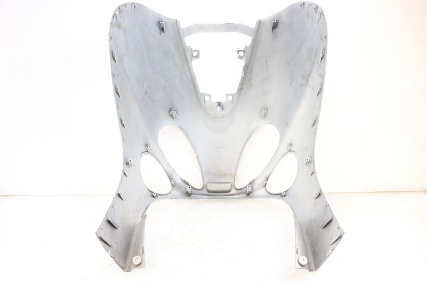 photo de FACCIATA ANTERIORE YAMAHA YP MAJESTY 125 (2002 - 2006) - Dettagli dei punti di fissaggio