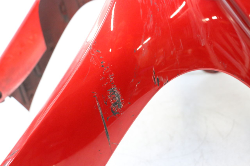 photo de SCUDO CARENA ANTERIORE YAMAHA YP MAJESTY 125 (1998 - 2001) - Zoom sullo stato d'uso