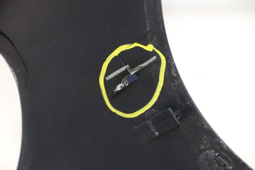 photo de FACCIATA ANTERIORE YAMAHA YP MAJESTY 125 (2002 - 2006) - Primo piano tecnico
