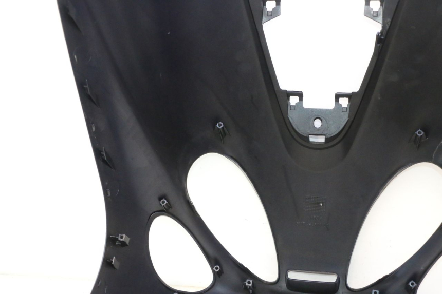 photo de FACCIATA ANTERIORE YAMAHA YP MAJESTY 125 (2002 - 2006) - Marcature e riferimenti originali