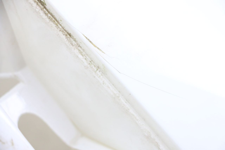 photo de FACCIATA ANTERIORE PIAGGIO ZIP 2T 50 (2009 - 2019) - Dettagli dei punti di fissaggio