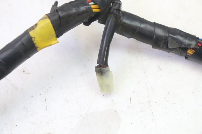 photo de IMPIANTO ELETTRICO QUADRO 4 4D 350 (2015 - 2018) - Stato della superficie e materiale