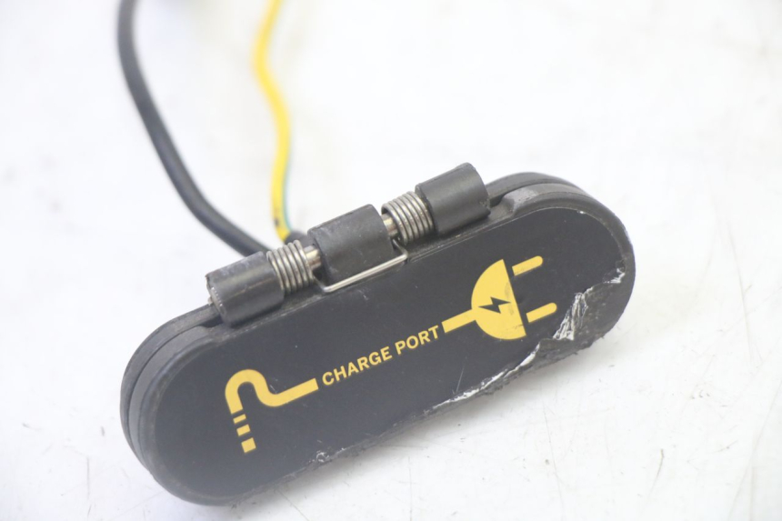 photo de FASCIO BATTERIA SEGWAY NINEBOT F65I 1 - Marcature e riferimenti originali