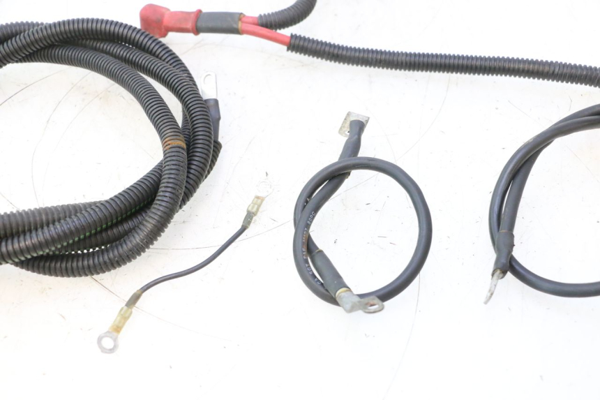 photo de BATTERIA CAN-AM SPYDER RS 1000 (2008 - 2012) - Dettagli dei punti di fissaggio