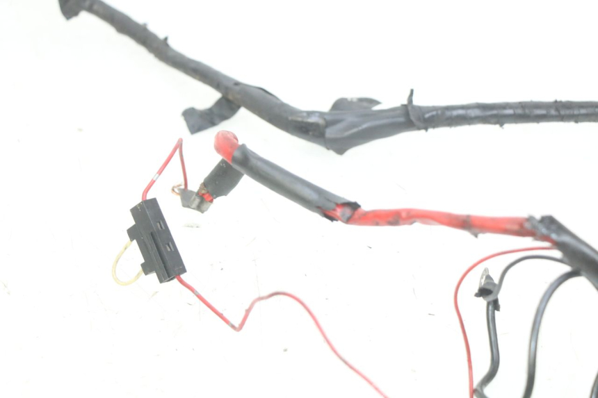 photo de FAISCEAU MBK BOOSTER SPIRIT 50 (1999 - 2003) - Altra vista dell'articolo