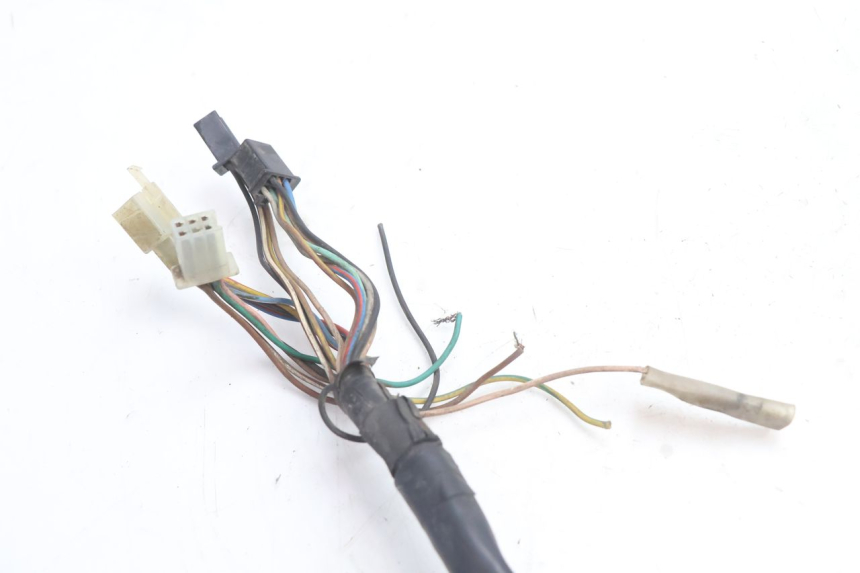 photo de IMPIANTO ELETTRICO MBK BOOSTER SPIRIT 50 (1996 - 1999) - Primo piano tecnico