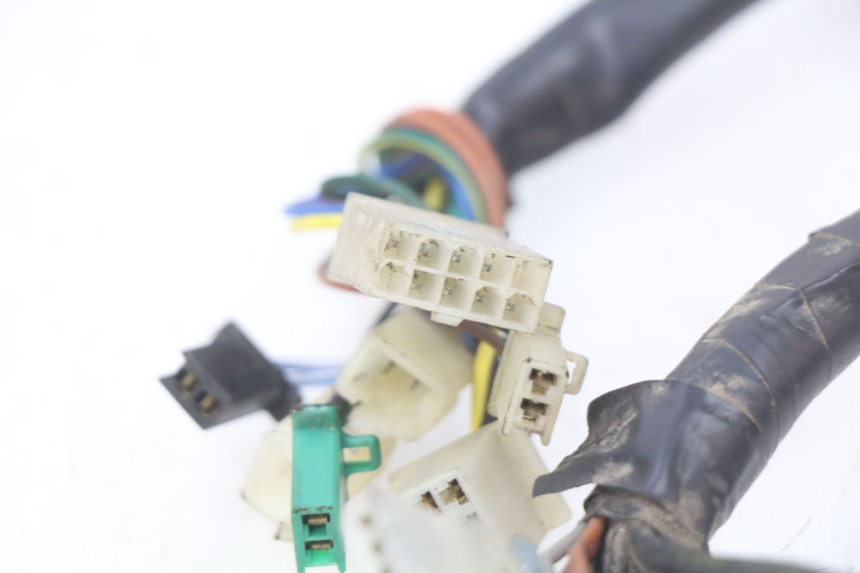 photo de IMPIANTO ELETTRICO MBK BOOSTER SPIRIT NAKED 50 (2004 - 2017) - Dettagli dei punti di fissaggio