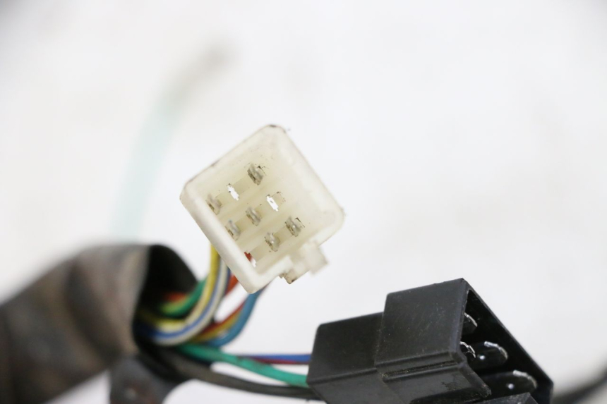 photo de STRUMENTI CABLAGGIO KYMCO AGILITY 4T 50 (2018 - 2022) - Altra angolazione