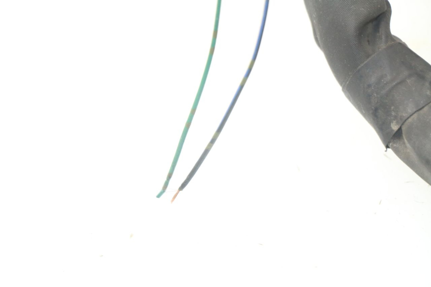 photo de Cablaggio YAMAHA FJR ABS 1300 (2006 - 2012) - Stato della superficie e materiale