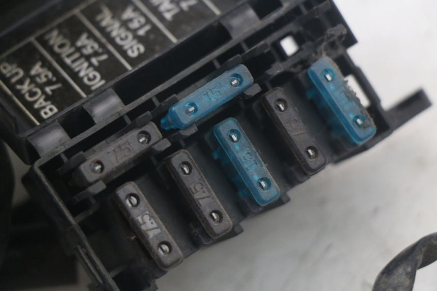 photo de FAISCEAU MBK FLAME X 125 (2004 - 2007) - Stato della superficie e materiale