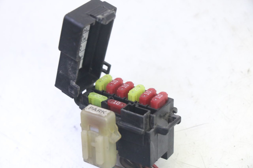 photo de IMPIANTO ELETTRICO YAMAHA FZ6 N FAZER 600 (2004 - 2006) - Zoom sullo stato d'uso