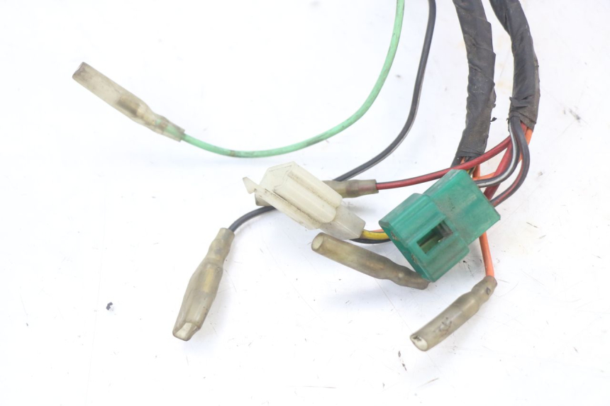 photo de IMPIANTO ELETTRICO HYOSUNG GF 125 (2001 - 2005) - Stato della superficie e materiale