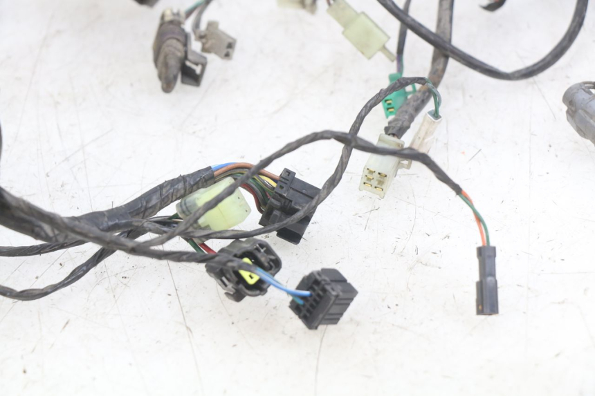 photo de FAISCEAU SYM GTS EFI 125 (2012 - 2016) - Dettagli dei punti di fissaggio