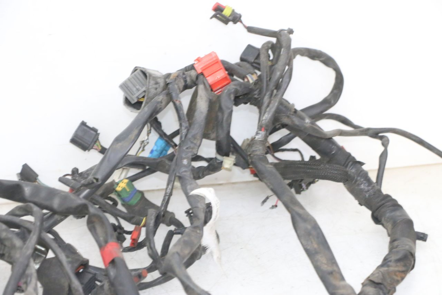 photo de IMPIANTO ELETTRICO PIAGGIO IE MP3 YOURBAN 300 (2011 - 2016) - Primo piano tecnico