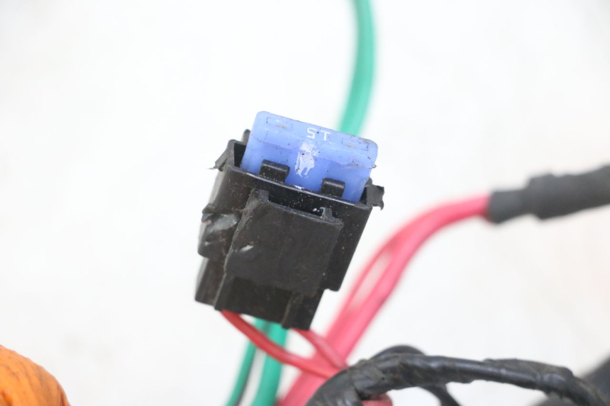 photo de IMPIANTO ELETTRICO PEUGEOT KISBEE 2T 50 (2018 - 2022) - Zoom sullo stato d'uso