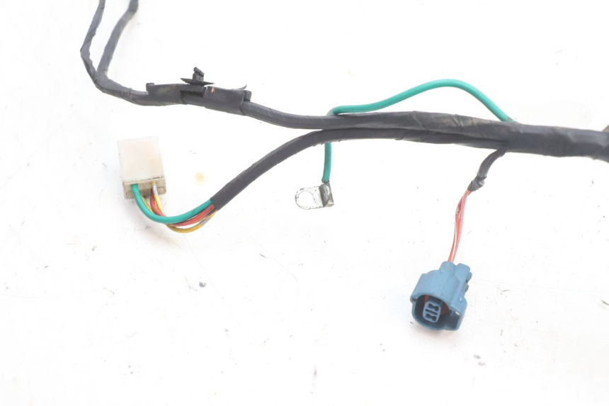 photo de FAISCEAU PEUGEOT KISBEE 2T 50 (2010 - 2017) - Primo piano tecnico