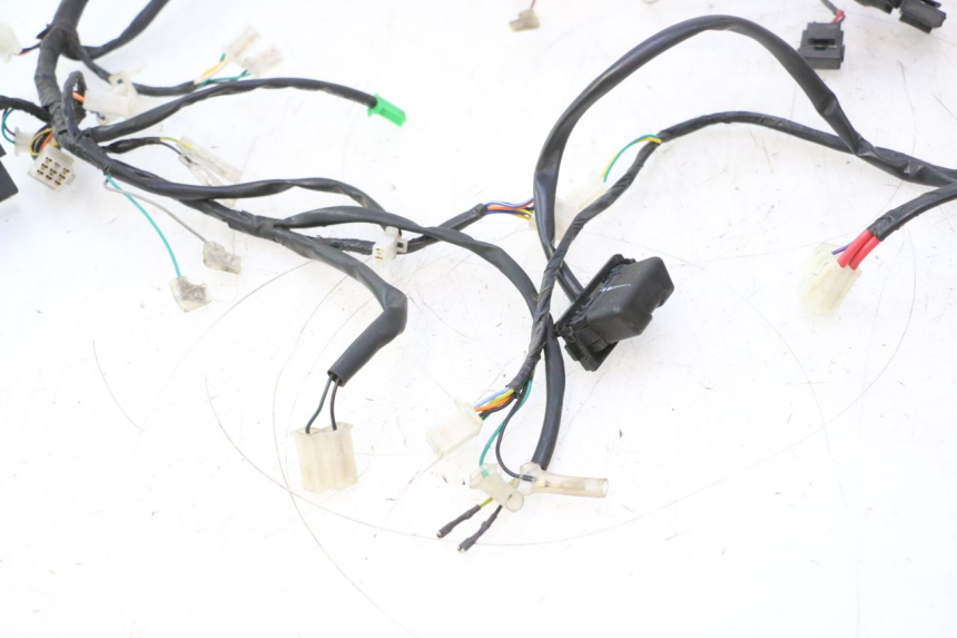 photo de IMPIANTO ELETTRICO PEUGEOT KISBEE 4T 50 (2023 - 2026) - Caratteristiche distintive