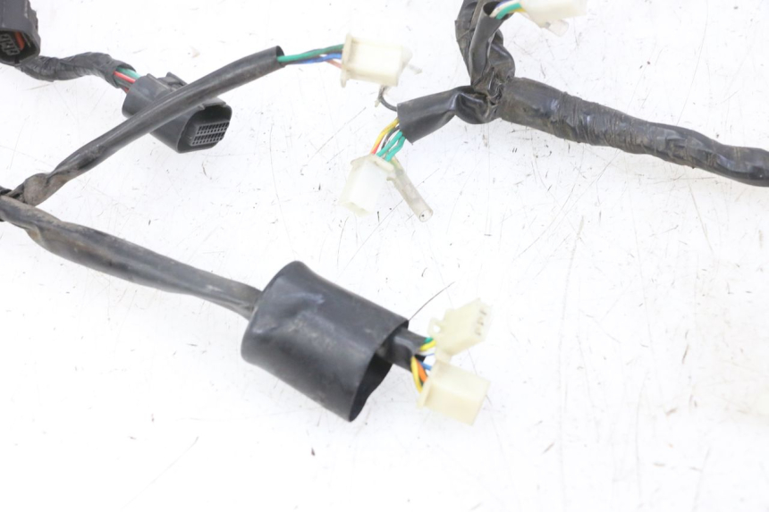 photo de IMPIANTO ELETTRICO MASH CITY 4T 50 (2018 - 2020) - Stato della superficie e materiale