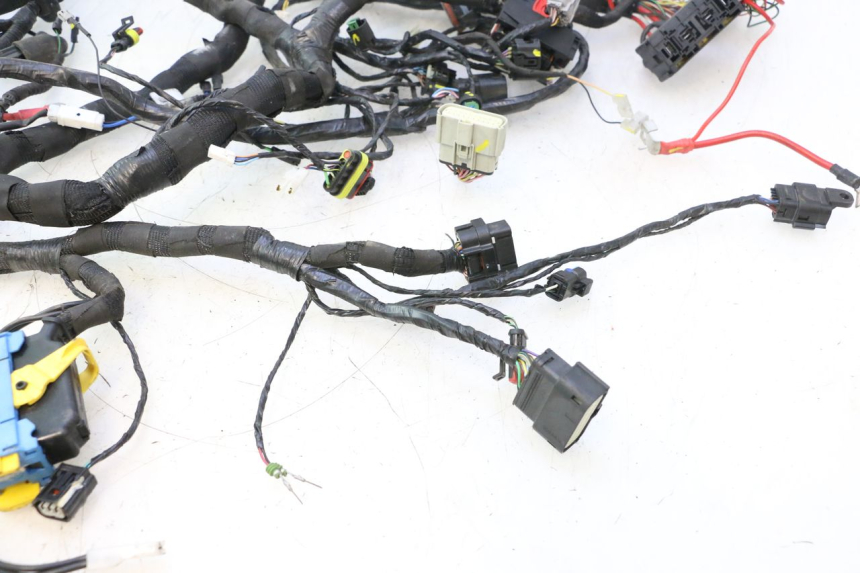 photo de IMPIANTO ELETTRICO PIAGGIO MP3 HPE 530 (2022 - 2026) - Vista d'insieme del prodotto