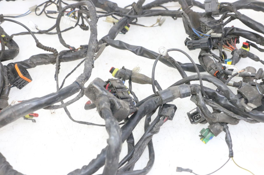 photo de Cablaggio PIAGGIO MP3 LT 400 (2007 - 2012) - Zoom sui componenti