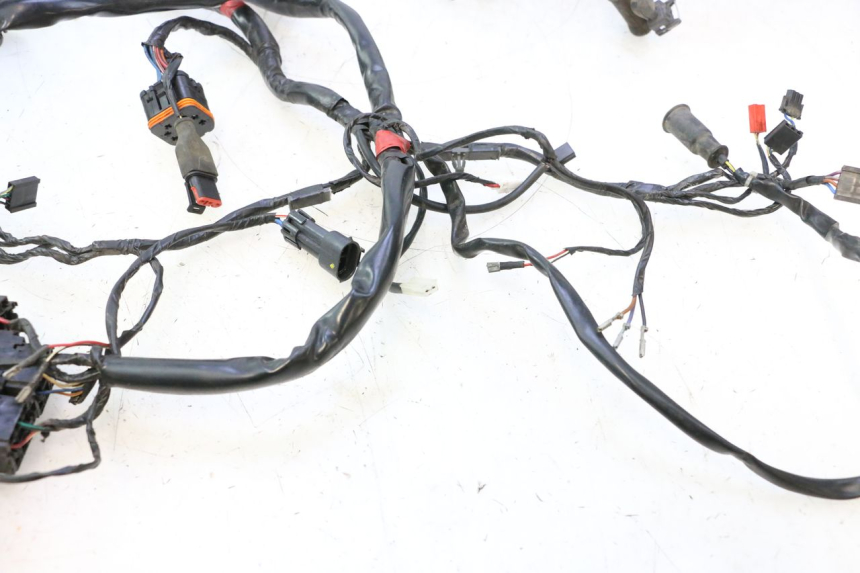 photo de Cablaggio PIAGGIO MP3 LT 400 (2007 - 2012) - Primo piano tecnico