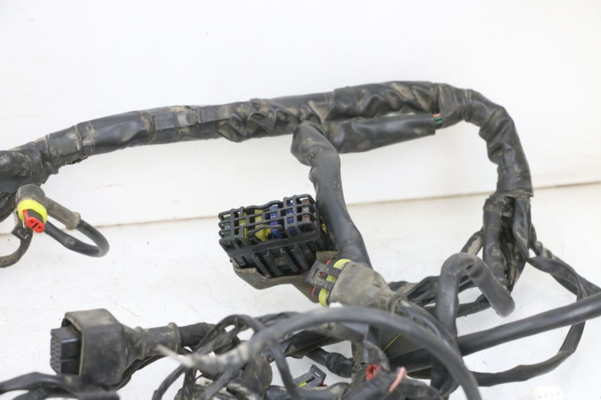 photo de IMPIANTO ELETTRICO PIAGGIO MP3 RL 250 (2006 - 2010) - Dettagli dei punti di fissaggio