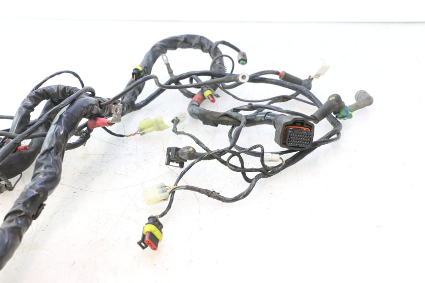 photo de IMPIANTO ELETTRICO PIAGGIO MP3 500 (2016 - 2018) - Stato della superficie e materiale