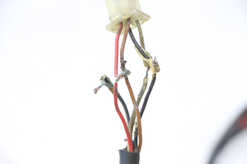 photo de IMPIANTO ELETTRICO MBK NITRO 50 (2004 - 2008) - Stato della superficie e materiale