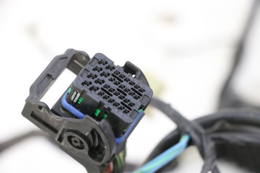 photo de FAISCEAU PEUGEOT CITYSTAR 125 (2011 - 2017) - Zoom sullo stato d'uso