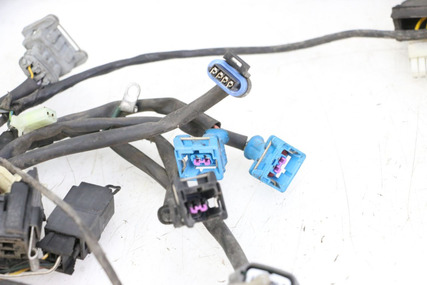 photo de IMPIANTO ELETTRICO PEUGEOT SATELIS COMPRESSOR K15 125 (2006 - 2009) - Primo piano ad alta risoluzione