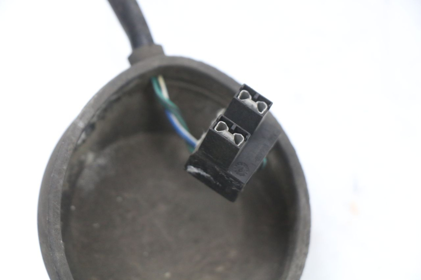 photo de FASCIO LUCE HONDA FES S-WING SWING ABS 125 (2007 - 2015) - Dettagli dei punti di fissaggio