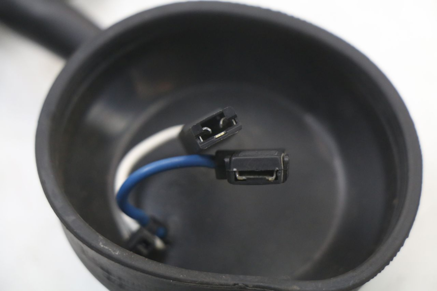 photo de FARI CABLAGGIO MOTO GUZZI NORGE 8V GT 1200 (2011 - 2016) - Dettagli dei punti di fissaggio