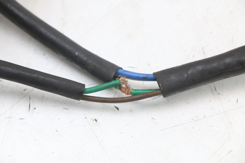 photo de FARI CABLAGGIO TNT MOTOR ROMA 10' 2T 50 (2011 - 2018) - Primo piano tecnico