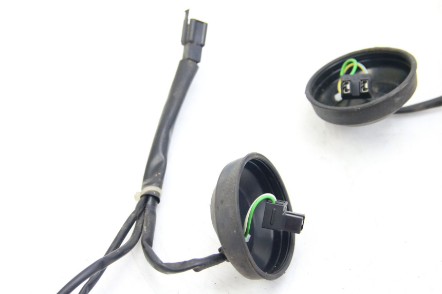 photo de FARE ANTERIORE PEUGEOT SATELIS COMPRESSOR K15 125 (2006 - 2009) - Altra angolazione