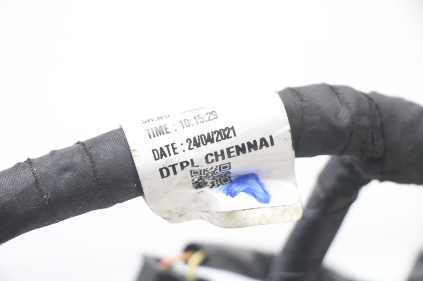 photo de IMPIANTO ELETTRICO ROYAL ENFIELD HYMALAYAN 410 (2016 - 2023) - Angolazione alternativa