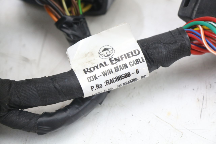 photo de IMPIANTO ELETTRICO ROYAL ENFIELD SCRAM 411 (2022 - 2024) - Primo piano tecnico