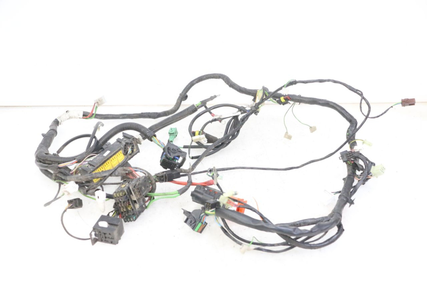 photo de Cablaggio PEUGEOT SATELIS 125 (2013 - 2018) - Altra angolazione