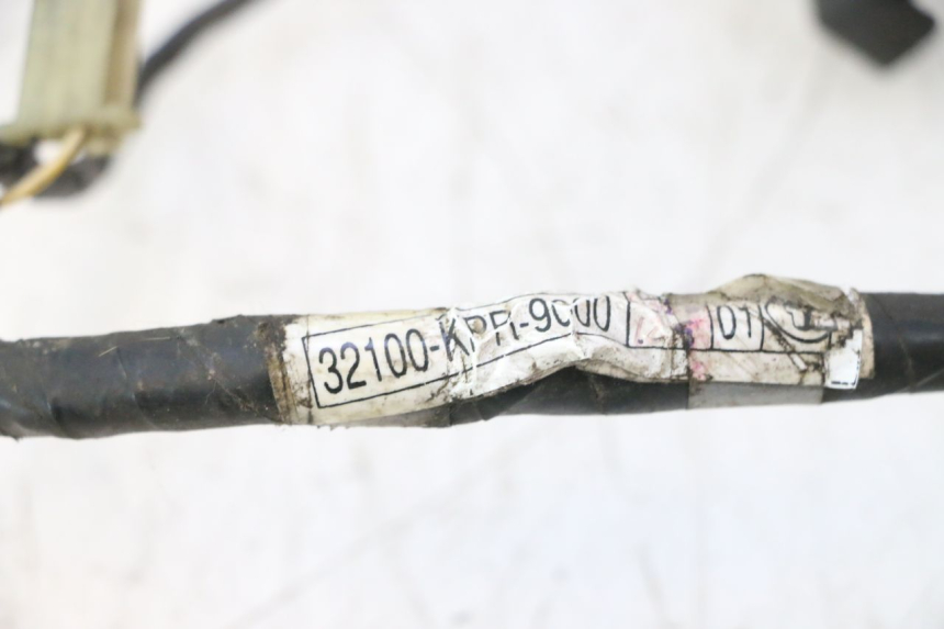 photo de IMPIANTO ELETTRICO HONDA SH 125 (2001 - 2003) - Stato della superficie e materiale