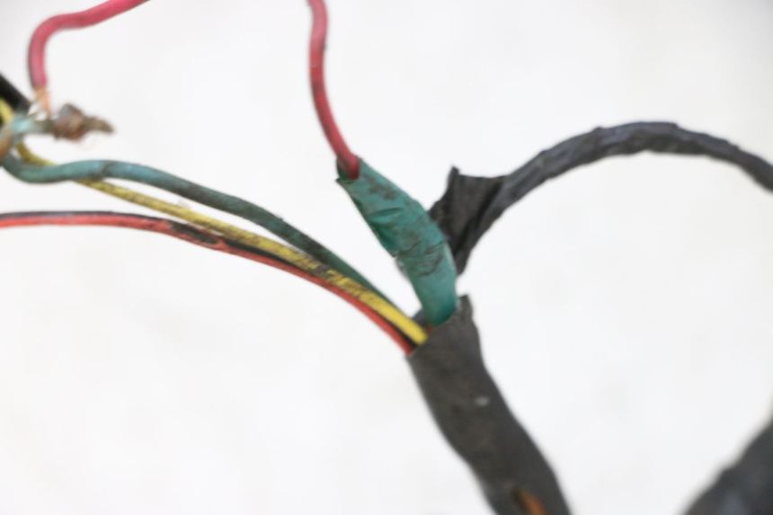 photo de IMPIANTO ELETTRICO APRILIA SR R 2T LC 50 (2018 - 2021) - Primo piano tecnico