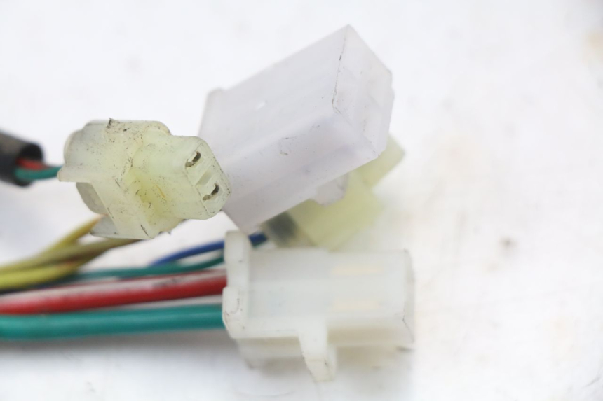 photo de IMPIANTO ELETTRICO KYMCO SUPER 8 4T 50 (2021 - 2024) - Dettagli dei punti di fissaggio